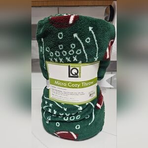 NEW Green Micro Cozy Throw with Football Design 50" X 60"